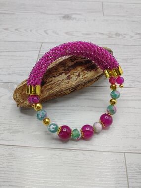 New Hand Crafted Memory Wire Bracelet, Spiral Bead Crochet, Gemstone Beads